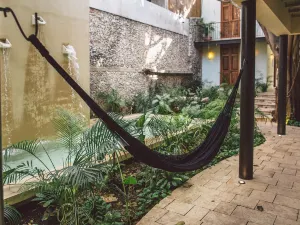 TreeHouse Boutique Hotel - Adults Only
