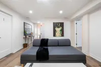 Cheerful and Modern Hotels in Ottawa