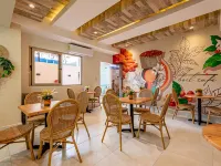 Hotel Stay Here Suites Hotels near Gascue