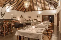Mbizi Bush Lodge - petit déjeuner