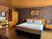 Travelodge by Wyndham Drummondville Hotels in Drummondville