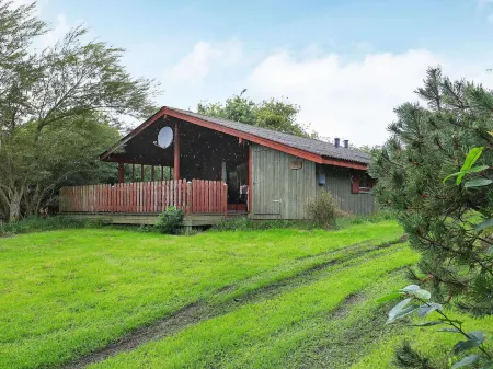 Spacious Holiday Home in Struer Near Ocean