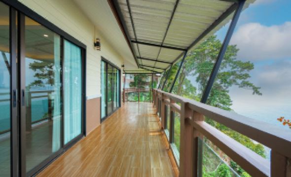 Anona Sunset Boutique