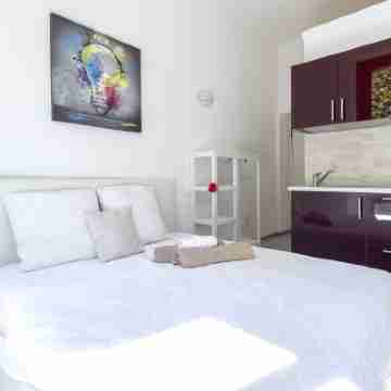 Alessia's Flat - Certosa Rooms