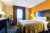 Quality Inn 그레이트 배링턴 호텔
