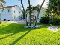 Seaside Retreat - Waterfront Balcony, Beach Access