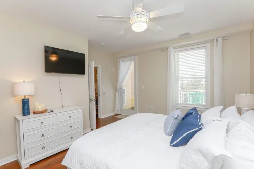 Tranquil Bay Views and Two Balconies - Charming Coastal Retreat