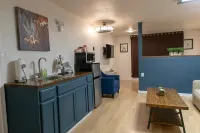 Cactus Cabin with skydeck