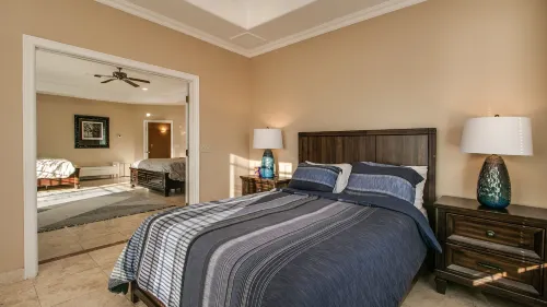 Sparkling Pool and Sport Court Haven - Spacious Family Retreat