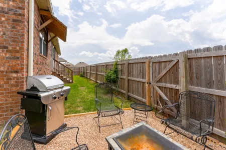 Cozy Backyard Fire Pit and Spacious Kitchen - Inviting Rustic Escape