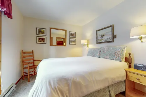 3622 Winterberry Hotels in Moose Wilson Road