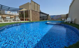 Trianon Hotel