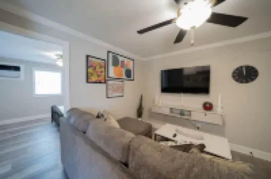 Beach Chairs and High-Speed Wifi - Inviting Coastal Sanctuary