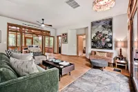Nature Retreat with Glass Room and Fire Pit - Enchanting Forest Haven Hotel a Carroll County