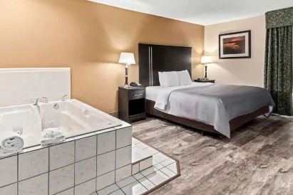 Quality Inn & Suites Granbury
