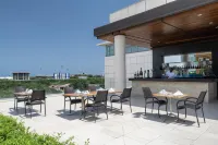 阿克拉黃金海岸城凱賓斯基酒店 - 酒吧
