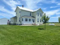 Country Charm on the Sandusky: Live Music Nearby Hotels near Rutherford B. Hayes Presidential Library & Museums