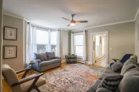 Cozy 3BR - Pet Friendly - Near Portland - Parking