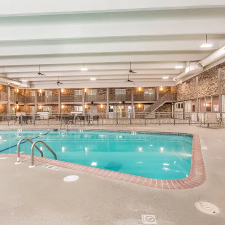 EverSpring Inn & Suites Marshall