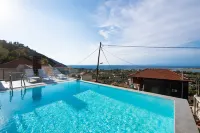 Halcyon Deluxe Maisonettes Sea View Hotels in Frini