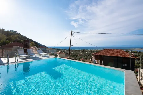 Halcyon Deluxe Maisonettes Sea View - Homestays