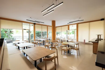 ApartHotel Eda Отели рядом с достопримечательностью «Beach of Durrës»