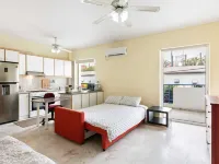 Apartment in Piraeus Near Monastiraki Square