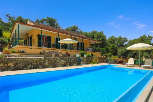 Villa Valentina Hotels in Thinali