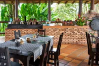 Hotel Hacienda Combia - breakfast