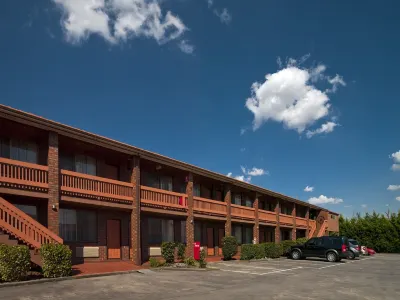 Hotel Bruce County Hotels in Clayton