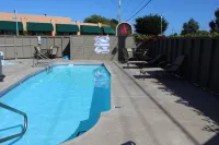 Best Western de Anza Inn - Pools