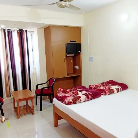 Hotel Rajdhani Plaza