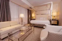 The Ahern Luxury Boutique Hotel Hotel dekat The Industrial Event Space