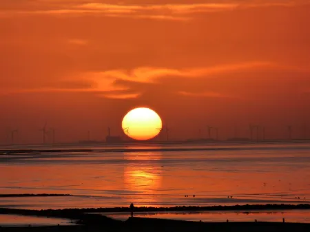 Haus am Burggraben Отели в г. Вирдум