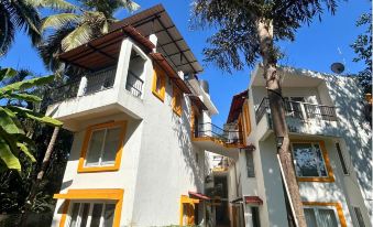 Jungle Hut- Annabelles Beach Apartments at Bernard Simao Calangute