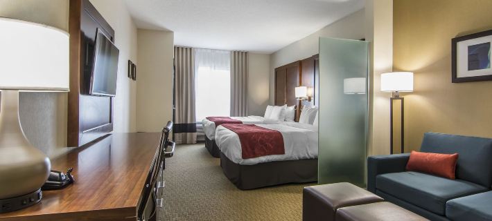 Comfort Suites Regina Hotels in Regina