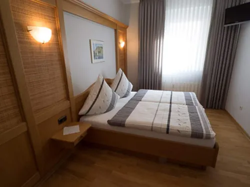 Weingut Jacob Lill IV. Nachfolger Hotels in Bingen am Rhein