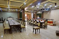 拉文尼爾酒店 - 早餐