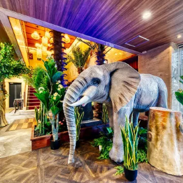 Hotel Lotus Okayama Adult Only Отели рядом с достопримечательностью «Momotaro Statue»