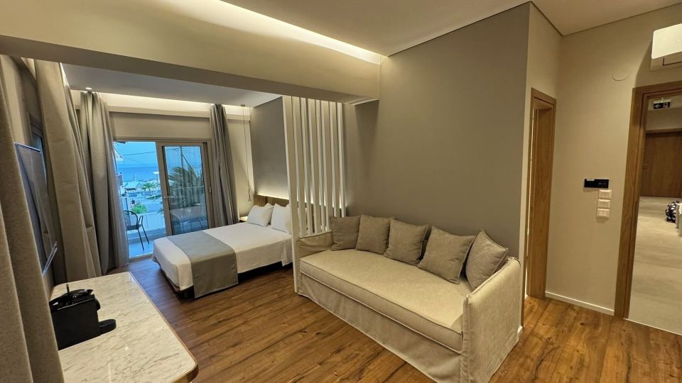 Studio Nikiti Beach