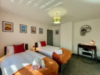 Sandringham House - Great for Contractors or Family Holidays