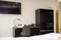 Crown Hotel