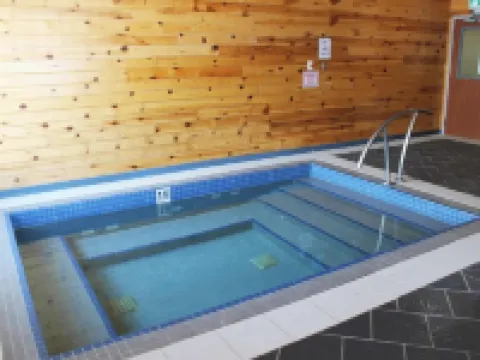 Roadhouse 52 Inn & Suites Hotels in Steinbach