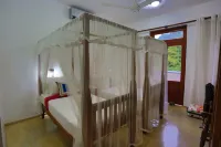 Hanthana House - Bed and Breakfast
