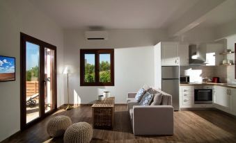 Luxury Villa Malvasia with Seaview and Heated Pool