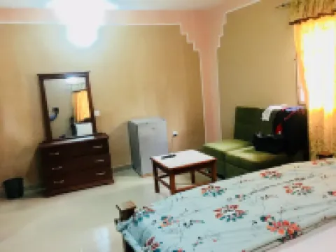 Cossy Hotel & Suite Hotels near Benin City Airport