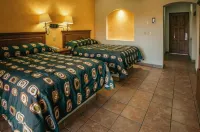 Hacienda Suites Loreto Hotel dekat Malecon