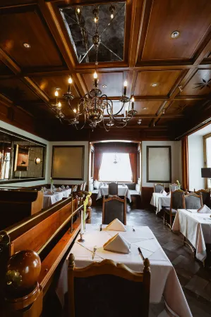 Parkhotel Traunstein Отели в г. Берген