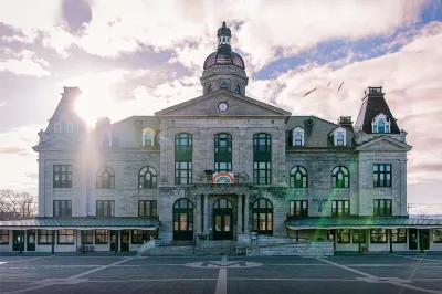 Gite du Survenant Montreal Các khách sạn ở Hochelaga-Maisonneuve