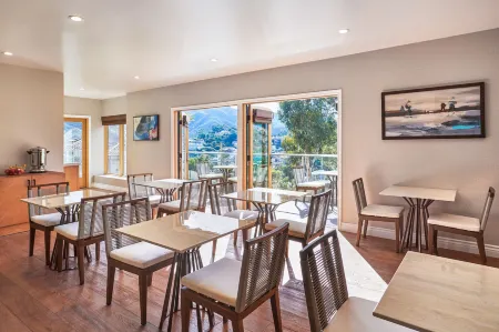 Zane Grey Pueblo Hotel